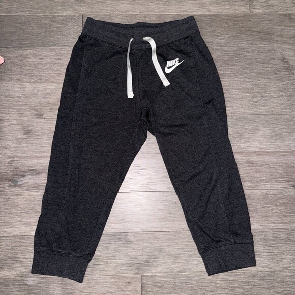 Nike Vintage Gym Capri Sweatpants - Picture 1 of 4